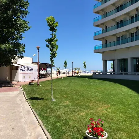 Apartment Sea Side 3