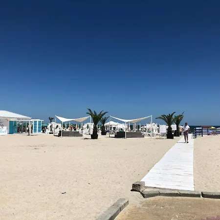 Sea Side 3 Apartment Mamaia